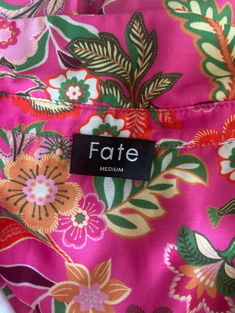 Fate Pink Botanical Print Smocked V-neck Puff Sleeve Top (Med)